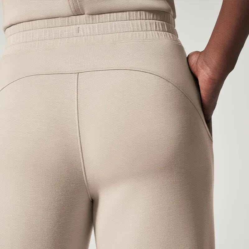 De Spring-Breeze | Vier de lente met onze ultra lichte jumpsuit ๐