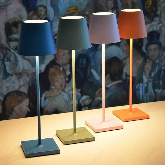 ColorGlow™ | Design Lamp met vier stijlvolle kleuropties